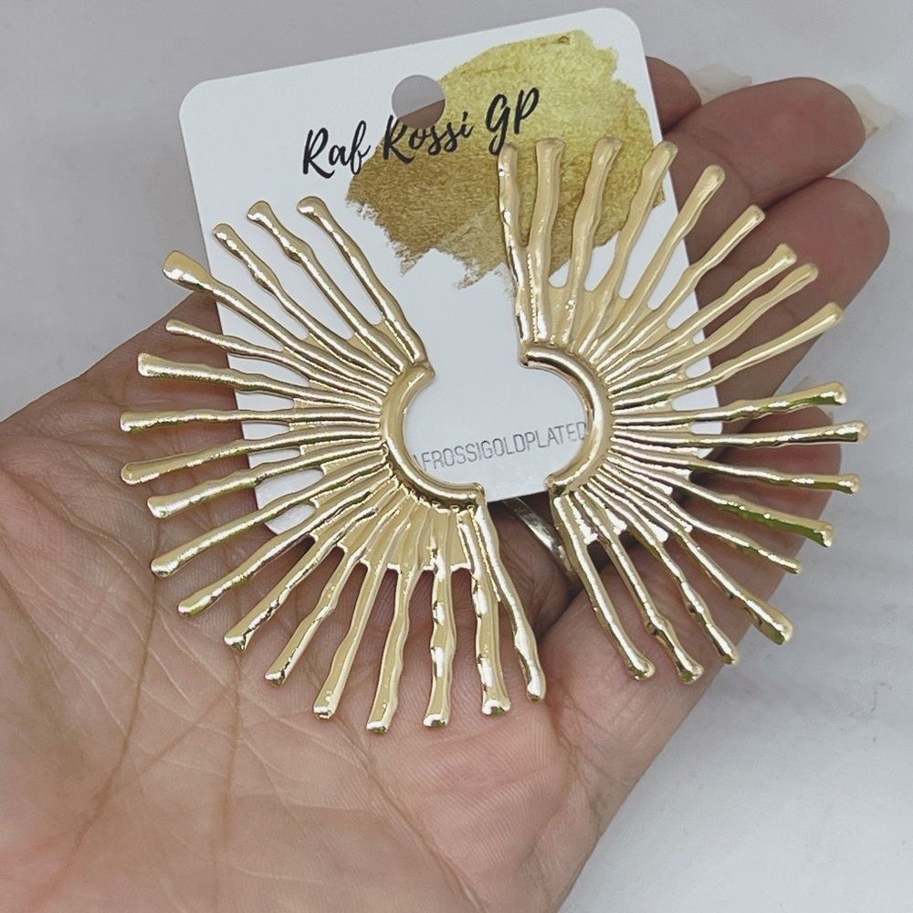 Gold Filled Fan Stud Earrings - Picture 3 of 4